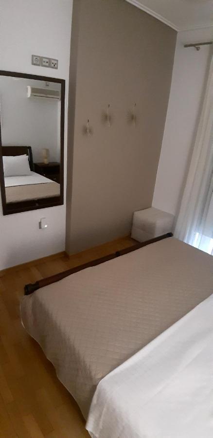King George Sqr Apt Каламата Екстер'єр фото