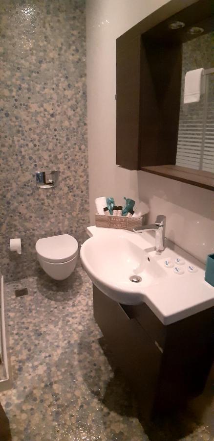 King George Sqr Apt Каламата Екстер'єр фото