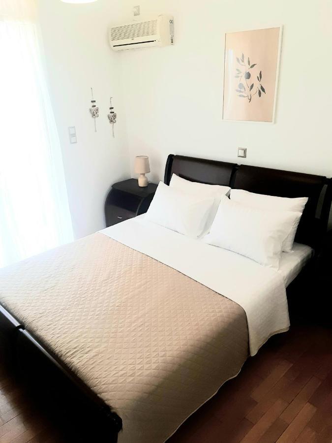 King George Sqr Apt Каламата Екстер'єр фото