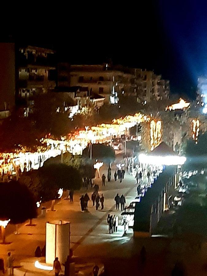 King George Sqr Apt Каламата Екстер'єр фото